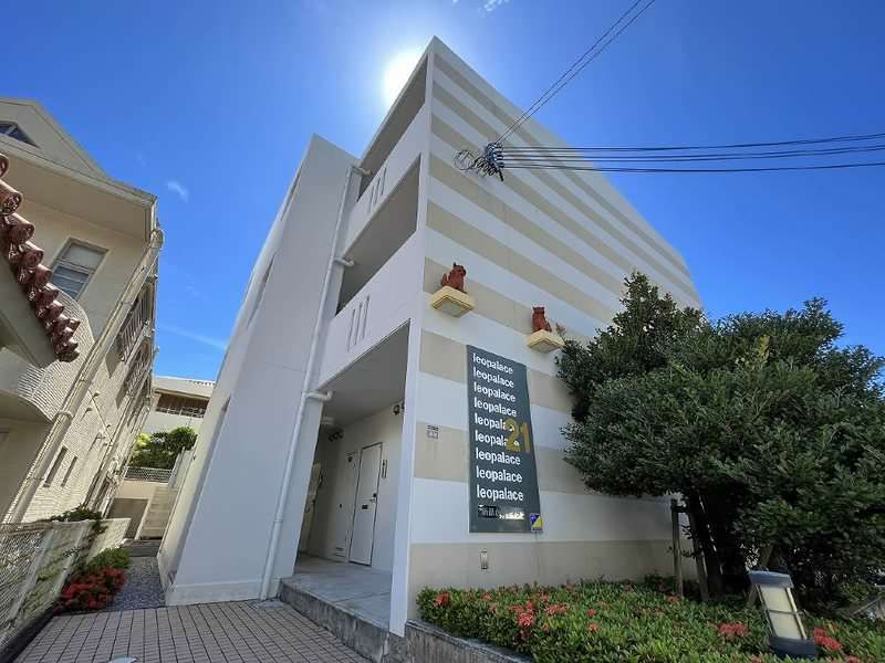 Furnished 1K Apartment for Rent in Naha, Okinawa - LeoPalace Shintoshin Matida - Thumbnail 2