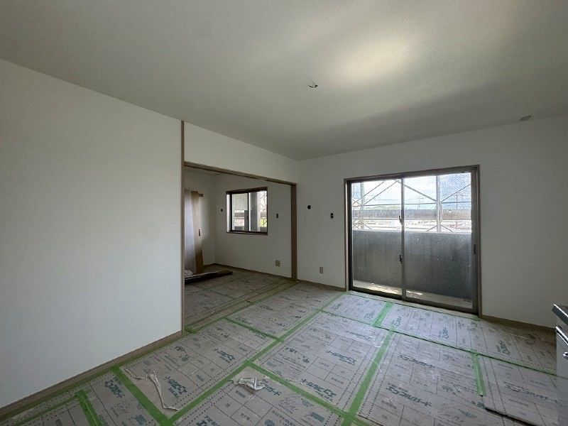 New 2LDK Apartment for Rent in Yomitan Village, Okinawa - Thumbnail 2