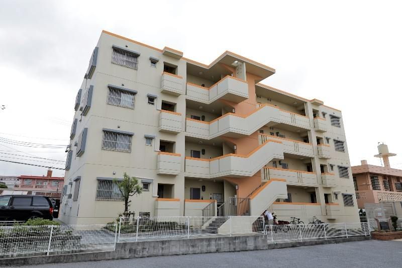 2LDK Apartment for Rent in Ginowan, Okinawa – 58.33m² - Thumbnail 2