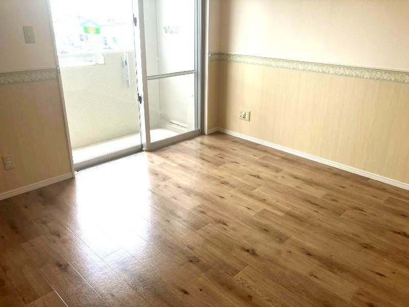 Pet-Friendly 1K Apartment for Rent in Yomitan Village, Okinawa - Thumbnail 4