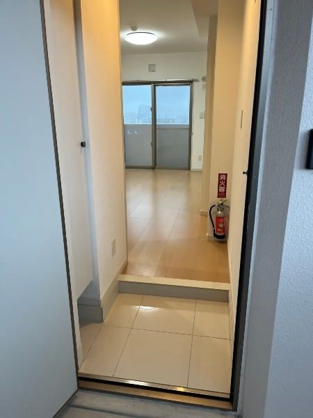 1LDK Ocean View Apartment for Rent in Ginowan, Okinawa - Thumbnail 4
