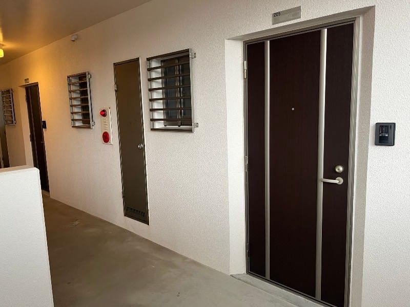 1LDK Ocean View Apartment for Rent in Ginowan, Okinawa - Thumbnail 3