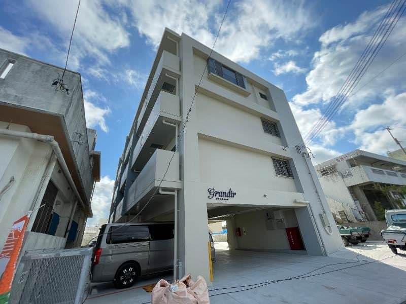2LDK Apartment for Rent in Yaese, Okinawa - Thumbnail 4