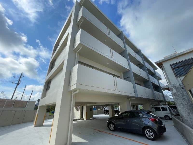 2LDK Apartment for Rent in Yaese, Okinawa - Thumbnail 3