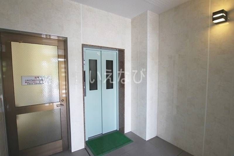 Daiko Mansion No.5 1K Apartment for Rent in Naha Omoromachi - Thumbnail 4