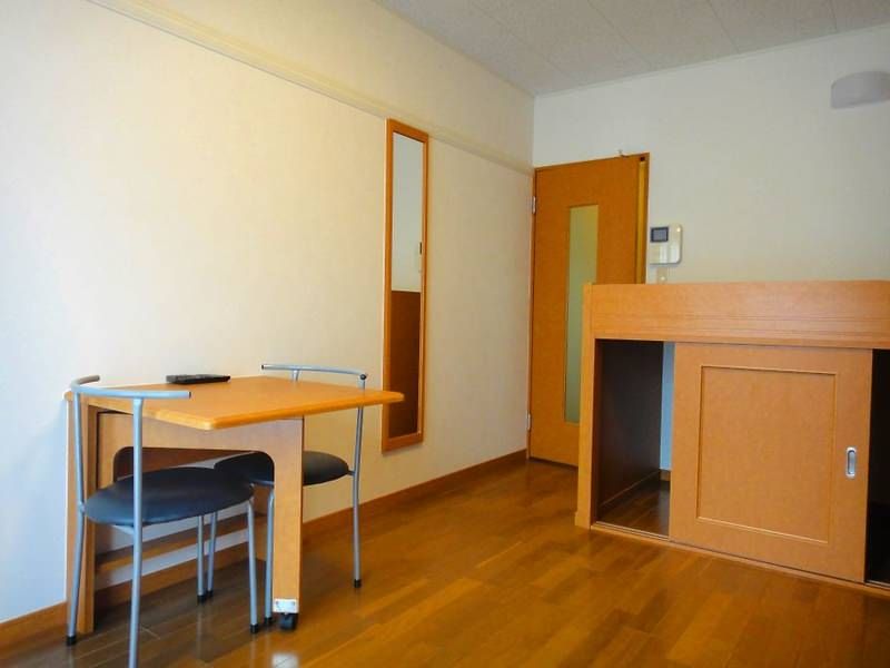 Furnished 1K Apartment for Rent in Tomigusuku, Okinawa - Zero Deposit - Thumbnail 4
