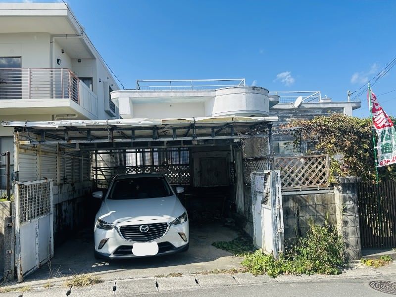 4LDK Single-Story House with Garden for Sale in Uruma, Okinawa - Thumbnail 2