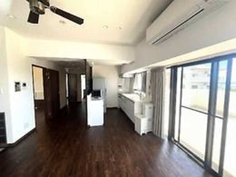 Ocean View 2LDK Apartment for Rent in Rinkai, Okinawa - Thumbnail 4