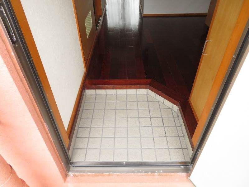 1R Apartment for Rent in Ginoza Village, Okinawa - 23.1 sqm - Thumbnail 3