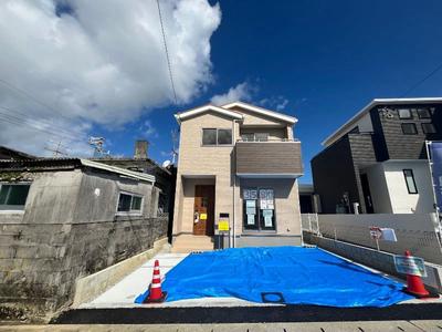 New Modern 3LDK House in Kadena Town with Double Parking — Image 1, Kadena, Okinawa