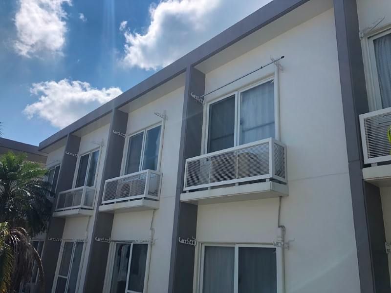 Leopalace Menso-re 1K Apartment for Rent in Okinawa City - Thumbnail 2