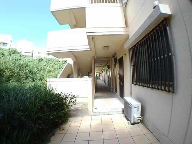 Modern 1LDK Apartment for Rent in Yomitan Village, Okinawa - Thumbnail 4