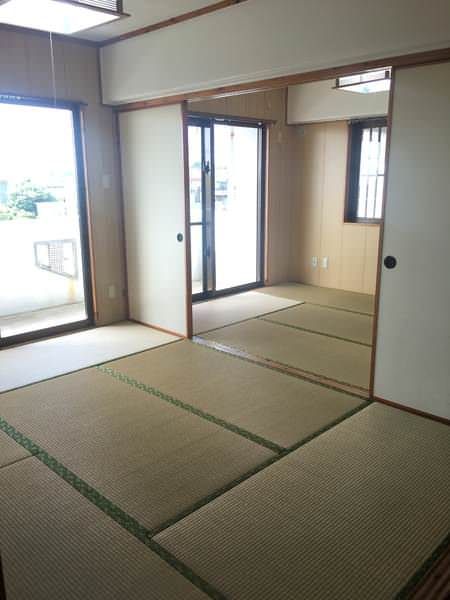 3DK Apartment for Rent in Nanjō City, Okinawa - Thumbnail 4