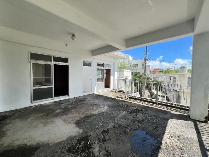 4LDK House with Garden in Shuri, Naha - Renovation Opportunity - Thumbnail 2