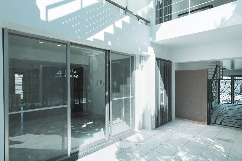 Rental House in Naha Makaru: Spacious 2LDK Ground Floor Unit - Thumbnail 3