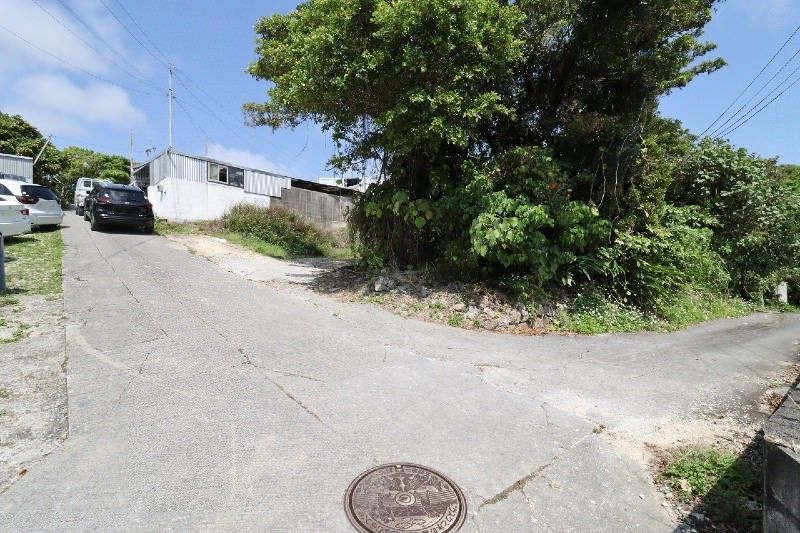 Residential Land for Sale in Oikebaru, Nanjo City, Okinawa - Thumbnail 2