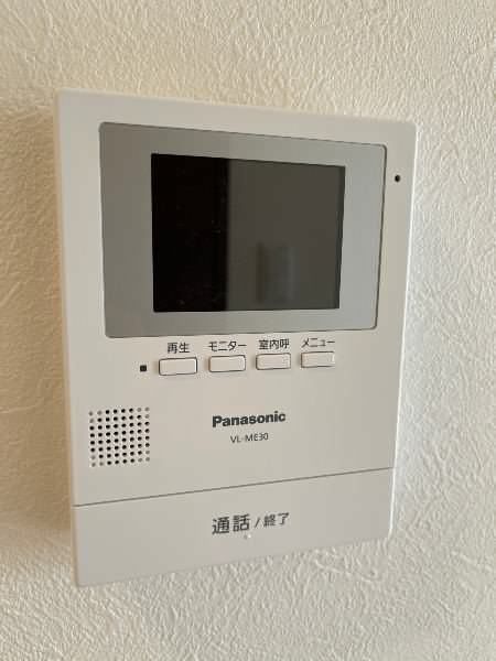 2LDK Apartment for Rent in Shuri Kubagawa, Naha, Okinawa - Thumbnail 3