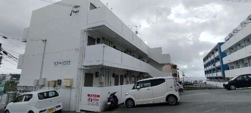 White House II 1R Apartment for Rent in Uruma City, Okinawa - Thumbnail 4