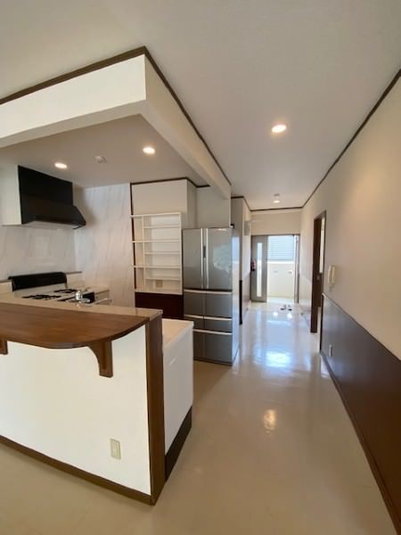 Chatan 2LDK Apartment with Ocean View, Pet-Friendly - Thumbnail 3