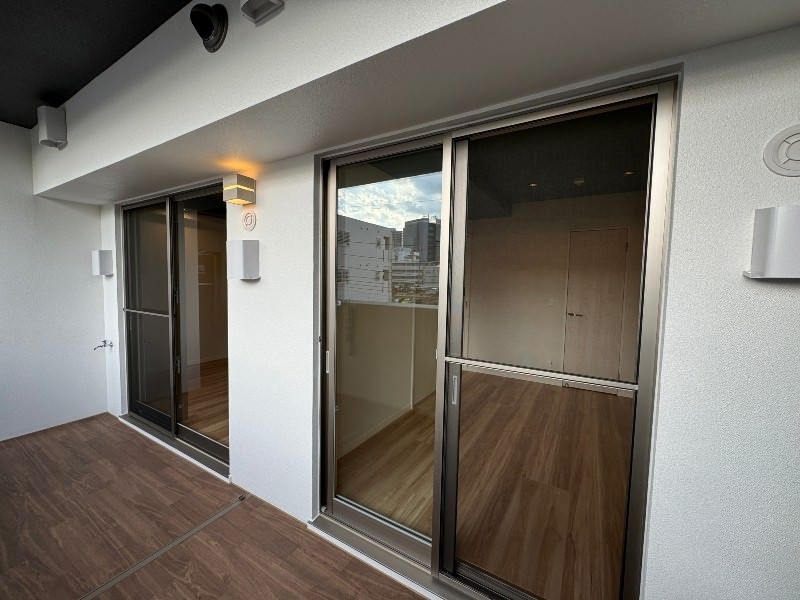 Modern 2LDK Apartment for Rent in Naha, Okinawa - Near Omoromachi Station - Thumbnail 3