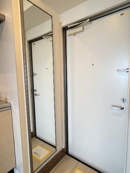 Esan Terrace Hiyagon 1K Apartment for Rent in Okinawa City - Thumbnail 3