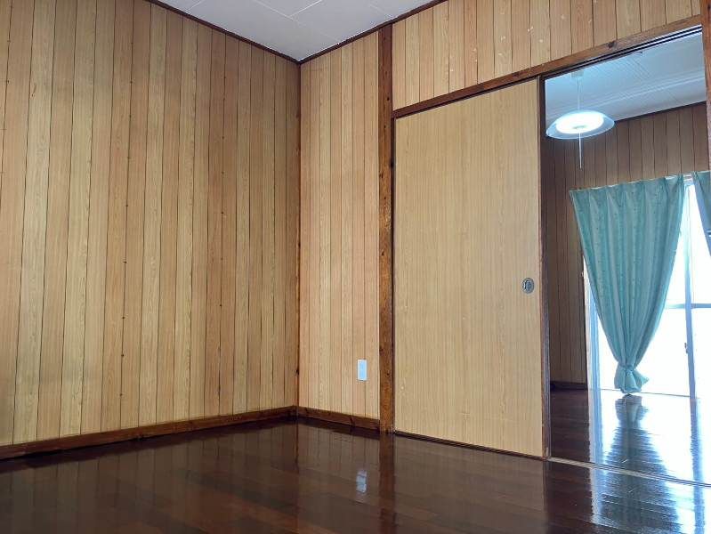 2DK Apartment for Rent in Urasoe City, Okinawa - Thumbnail 3