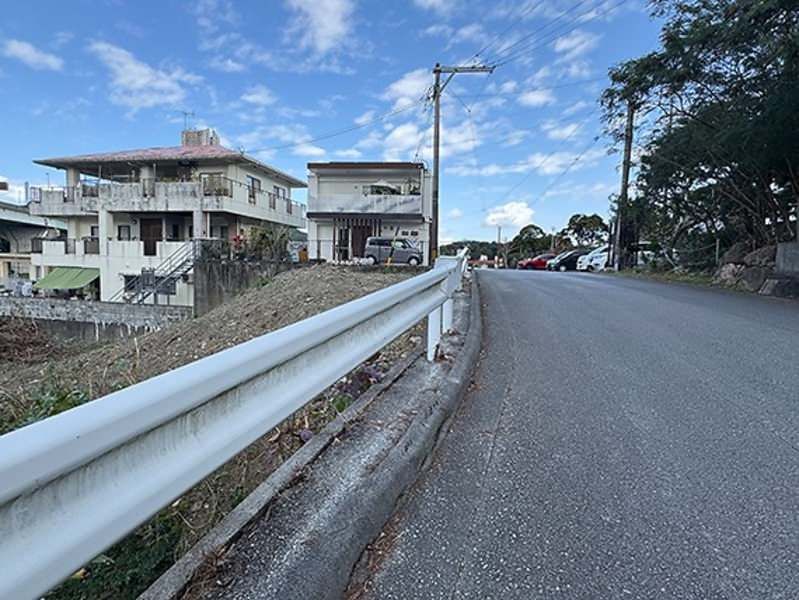 Residential Land for Sale in Haebaru, Okinawa - 501 sqm Plot - Thumbnail 2