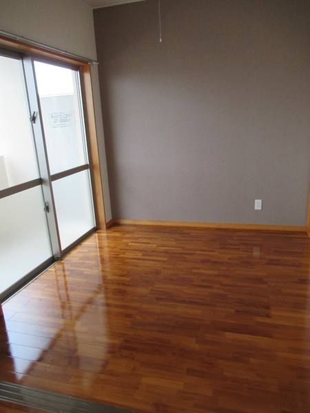 1LDK Apartment for Rent in Okinawa City, Matsumoto - Thumbnail 4