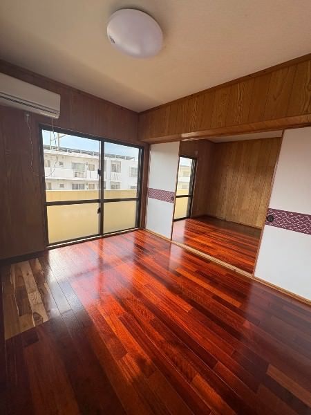 3LDK Apartment for Rent in Momohara, Okinawa City - Thumbnail 3