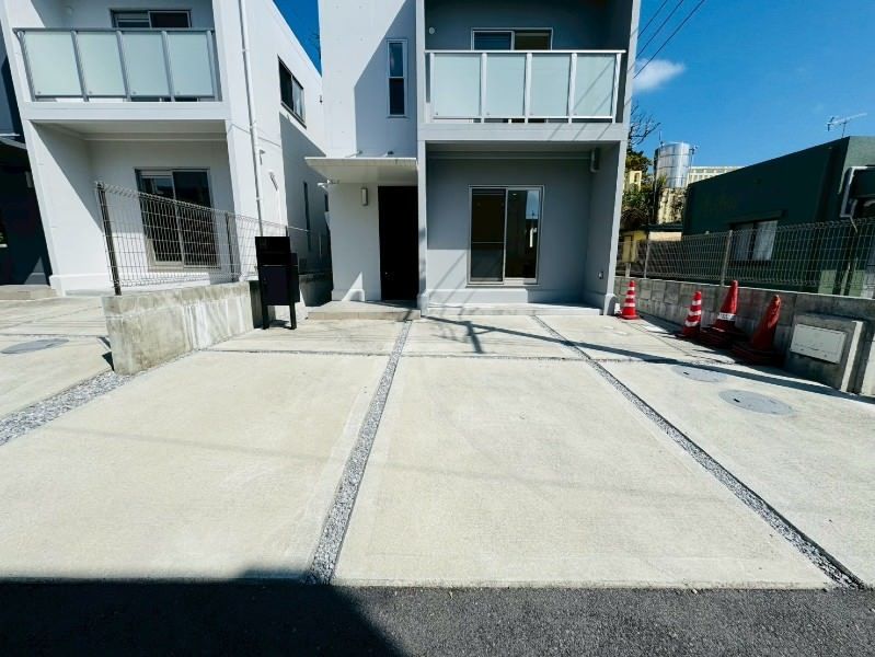 2023 3LDK RC House in Nakagusuku Village, Okinawa for Sale - Thumbnail 3