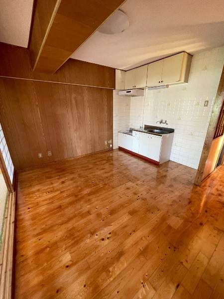 3DK Apartment for Rent in Nakagusuku Village, Okinawa - Thumbnail 4