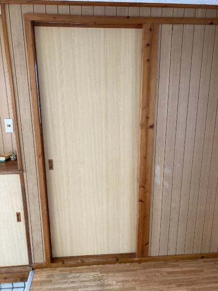 3DK Apartment for Rent in Murokawa, Okinawa City - Thumbnail 2