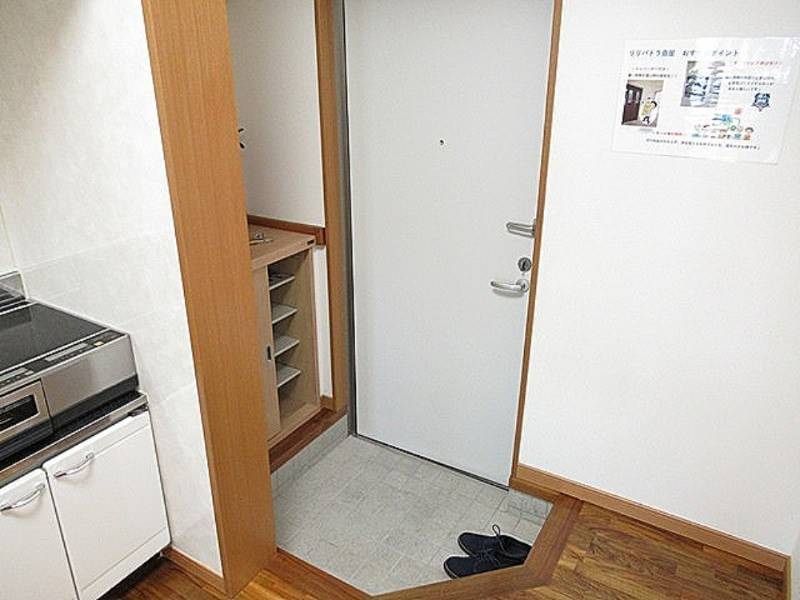 1DK Apartment for Rent in Tsuboya, Naha, Okinawa - Thumbnail 2