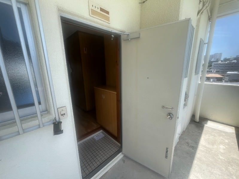 2LDK Apartment for Rent in Haebaru Town, Okinawa - Thumbnail 3