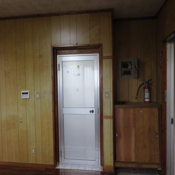 Co-op Noborikawa 2DK Apartment for Rent in Okinawa City - Thumbnail 2