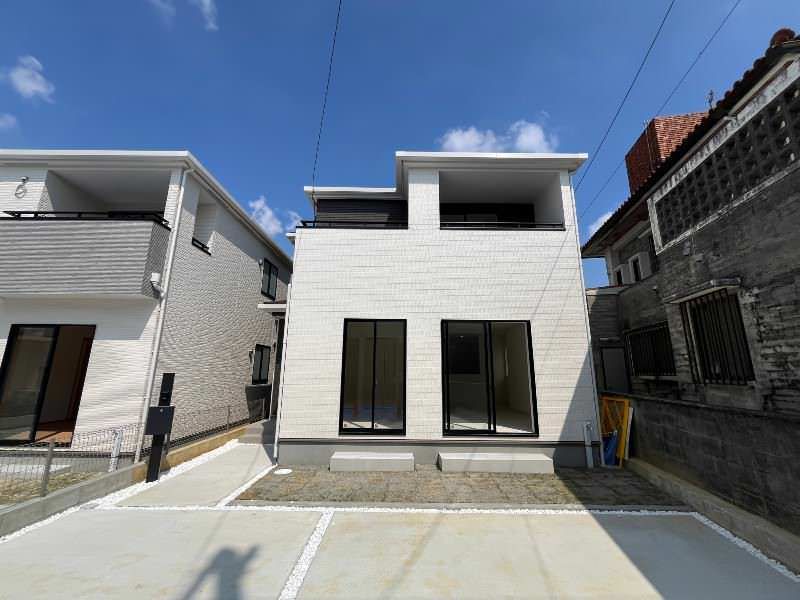 New 4LDK House in Tomigusuku, Okinawa - 2026 Completion - Thumbnail 2
