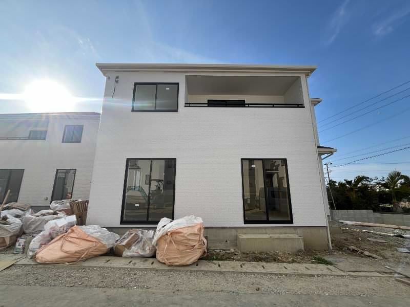 New 4LDK House in Tomigusuku, Okinawa - 2026 Completion - Thumbnail 4