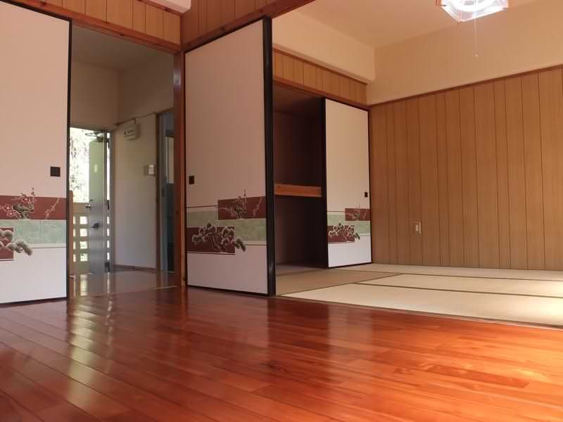 Miyagi Mansion 2DK Rental Apartment in Yomitan, Okinawa - Thumbnail 3