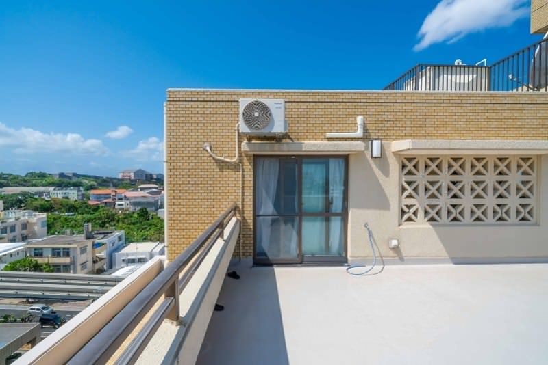 Lions Mansion Nagura Penthouse with Sea & City Views in Naha - Thumbnail 2