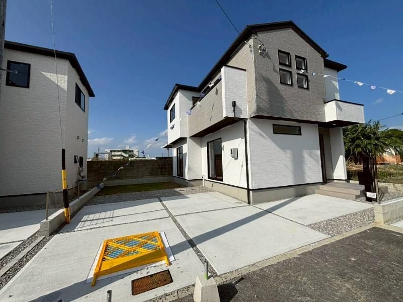 New 3LDK Detached House for Sale in Uruma City, Okinawa - Thumbnail 2