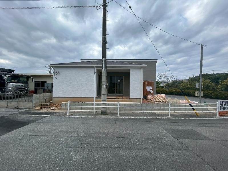 New 3LDK House in Uruma, Okinawa - Completion March 2026 - Thumbnail 4