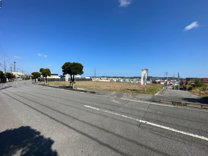 215.53 sqm Land for Sale in Yaese Town, Okinawa - No Build Conditions - Thumbnail 4