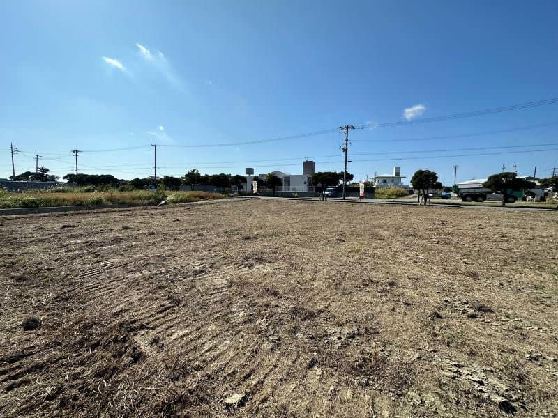 215.53 sqm Land for Sale in Yaese Town, Okinawa - No Build Conditions - Thumbnail 3