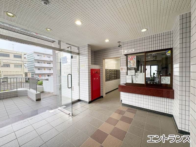 Renovated 3LDK Apartment in Naha, Okinawa - 32.8M Yen - Thumbnail 4