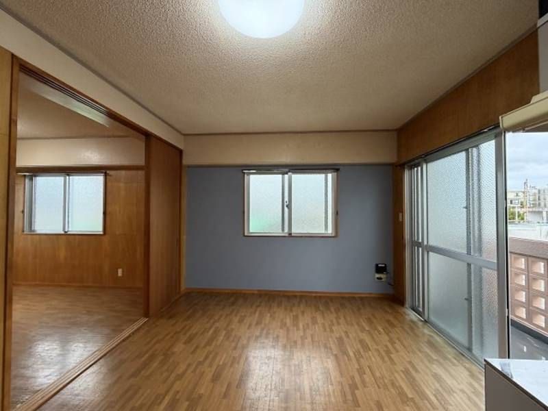 2LDK Apartment for Rent in Ginowan City, Okinawa - Thumbnail 3