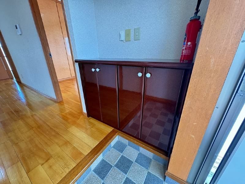 3LDK Apartment for Rent in Yomitan Village, Okinawa - Thumbnail 2