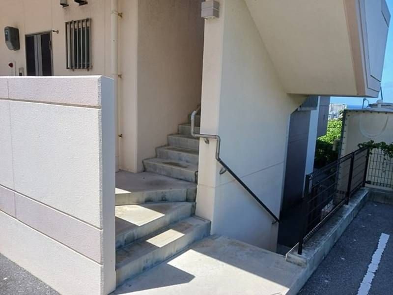 Modern 1LDK Apartment for Rent in Ginowan, Okinawa - Thumbnail 4
