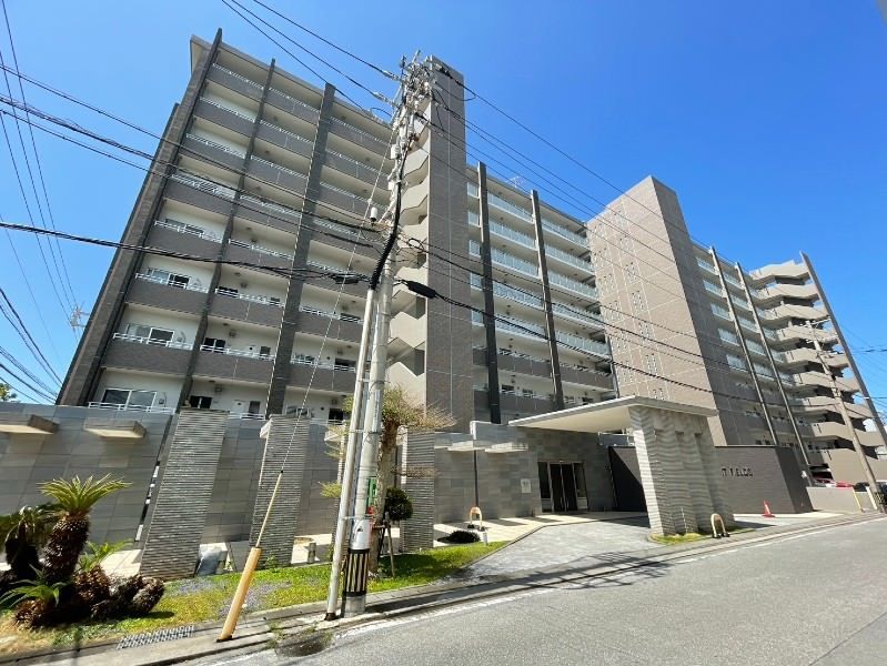 Ocean View 2LDK Apartment for Rent in Ginowan, Okinawa - Thumbnail 2