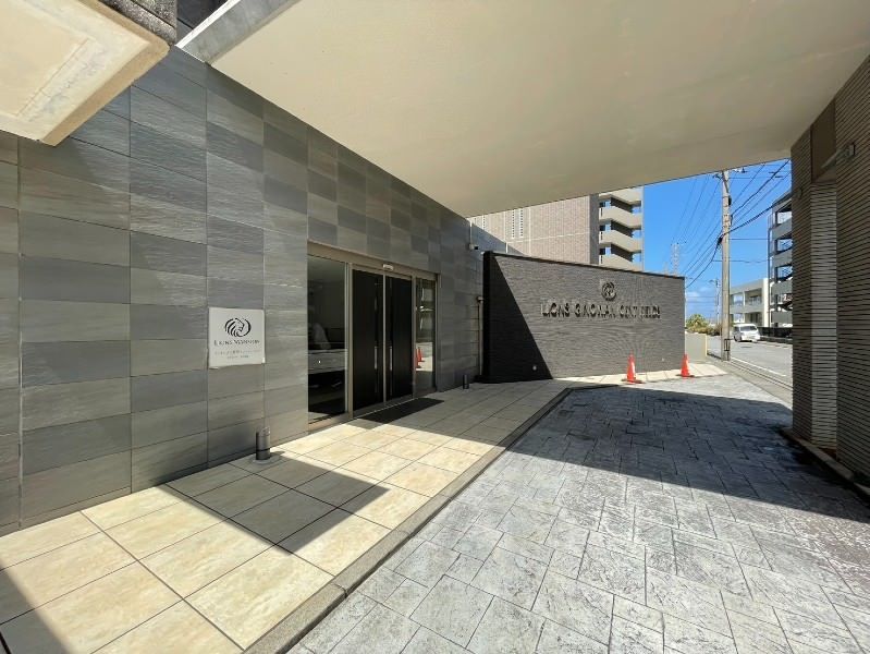 Ocean View 2LDK Apartment for Rent in Ginowan, Okinawa - Thumbnail 4
