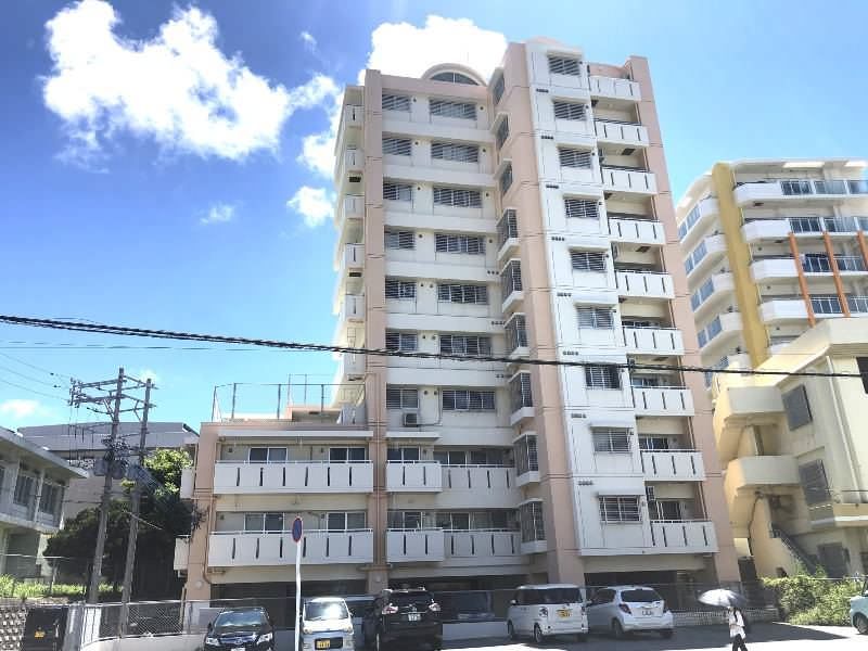 Urban Yui Ueda 2LDK Apartment for Rent in Tomigusuku, Okinawa - Thumbnail 2